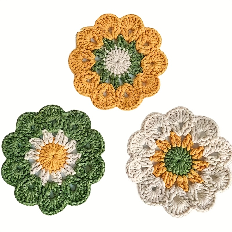 3 small flower coasters, placemats, crocheted heat-insulating mats